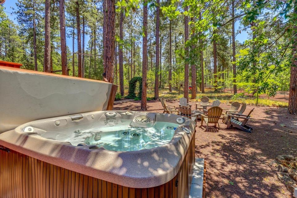 Hot Tub & Game Room: All-Season Pinetop Cabin Cabin in Pinetop-Lakeside