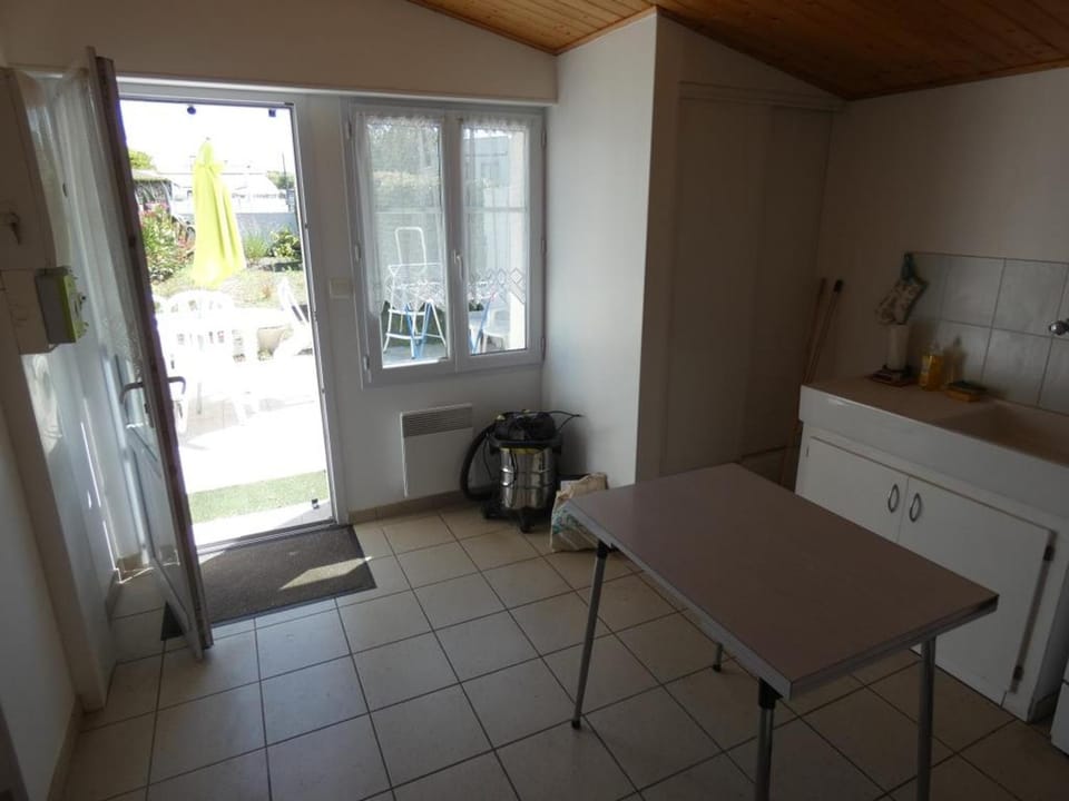 Maison Vendéenne avec Jardin - Animaux Admis - FR-1-540-168 House in Notre-Dame-de-Monts