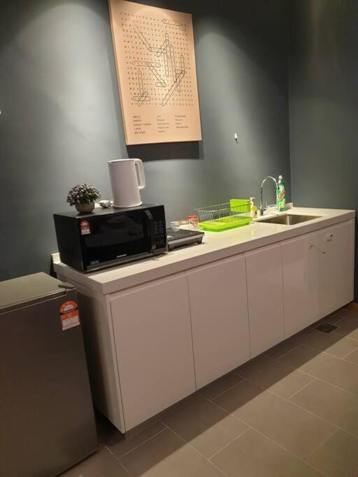 Best Moments studio balcony- Imperium Resident Apartment in Pahang, Malaysia
