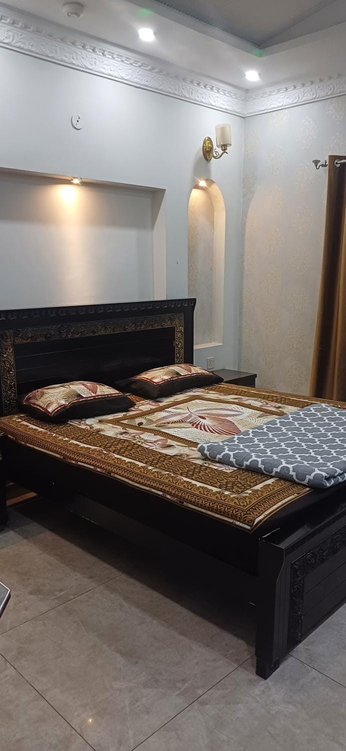 Bed, Bedroom