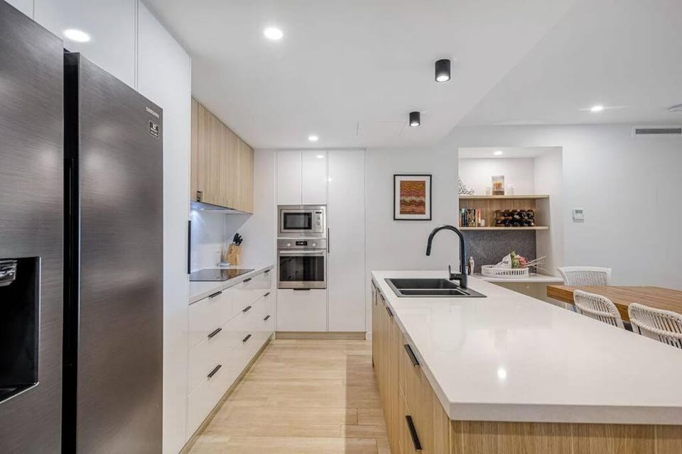 Kitchen or kitchenette, oven, stove