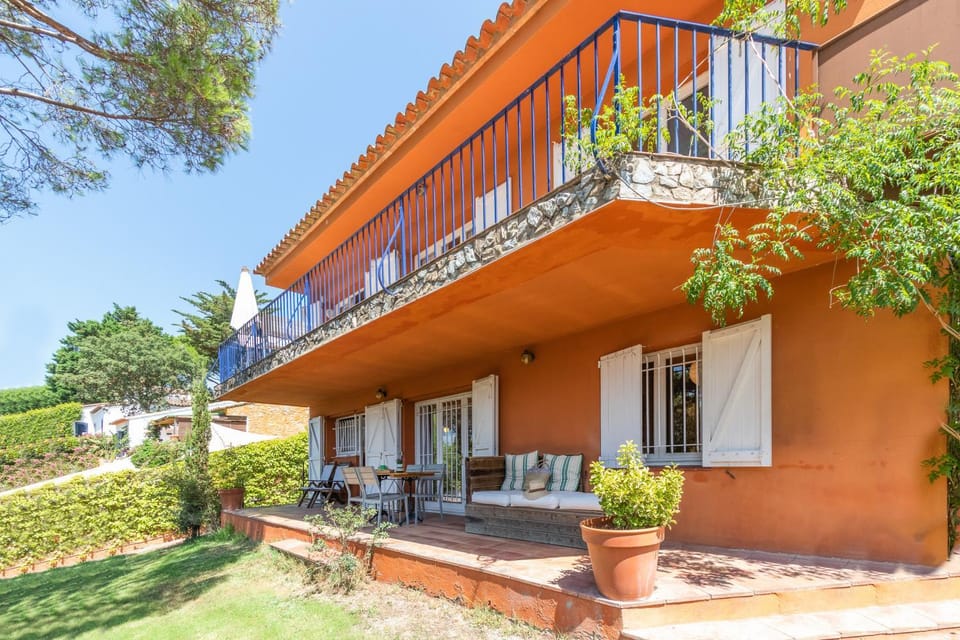 Illes Medes a el Golfet Apartment in Calella de Palafrugell