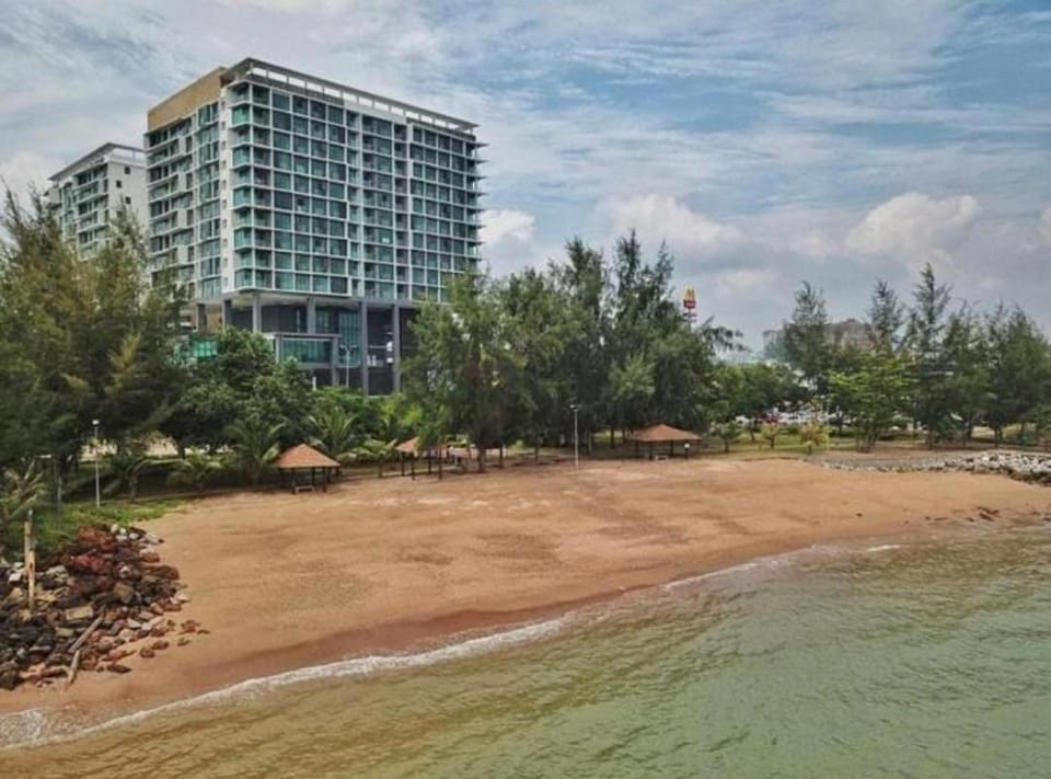 Sunset View 969 PD Waterfront Hotel in Port Dickson