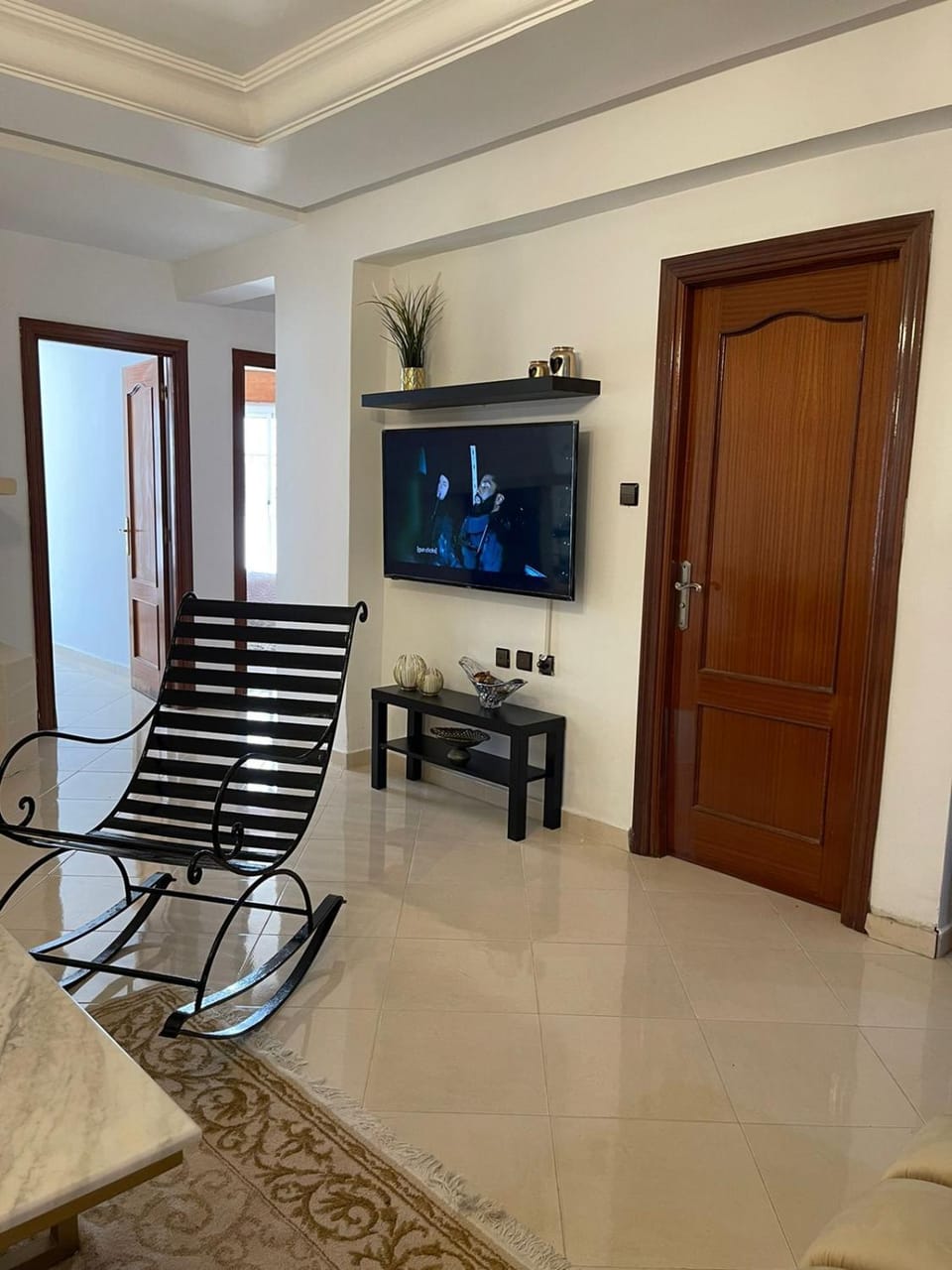 Communal lounge/ TV room, TV and multimedia, Living room, Seating area