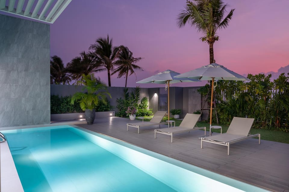 Patio, Natural landscape, Garden, Beach, Garden view, Pool view, Swimming pool, Sunset, sunbed