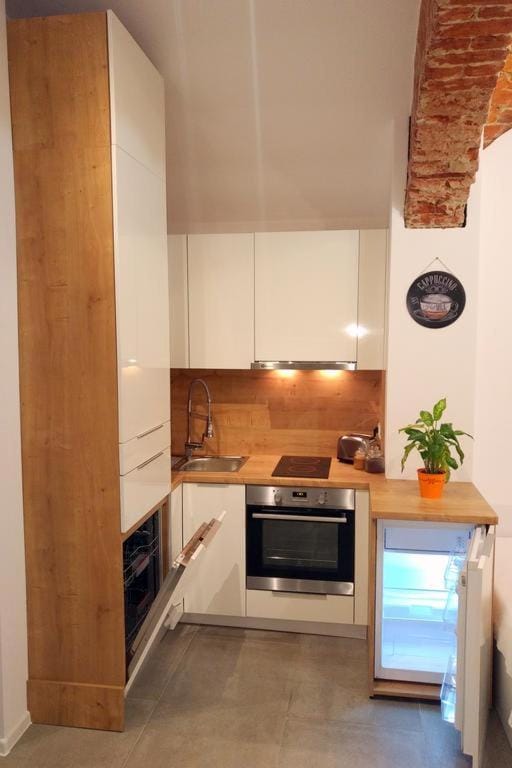 Kitchen or kitchenette