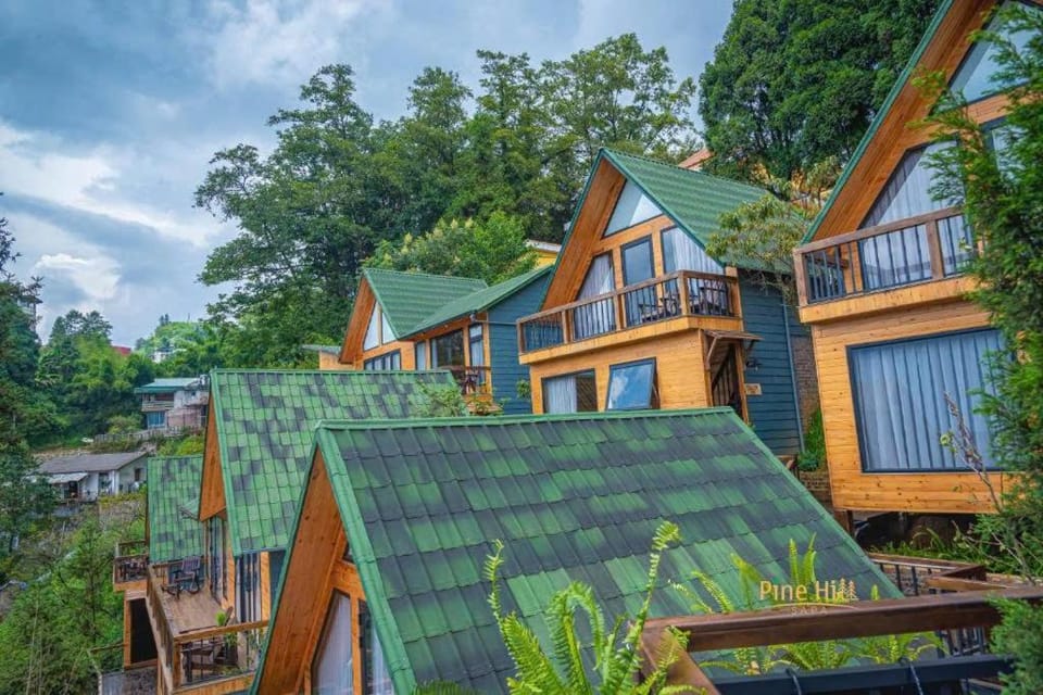Property building, Mountain view, Inner courtyard view
