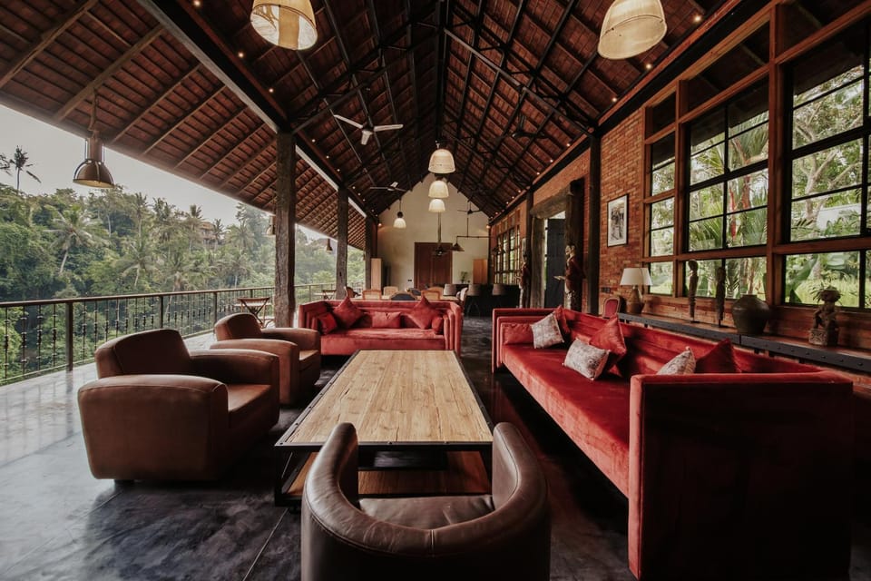 Communal lounge/ TV room, Living room