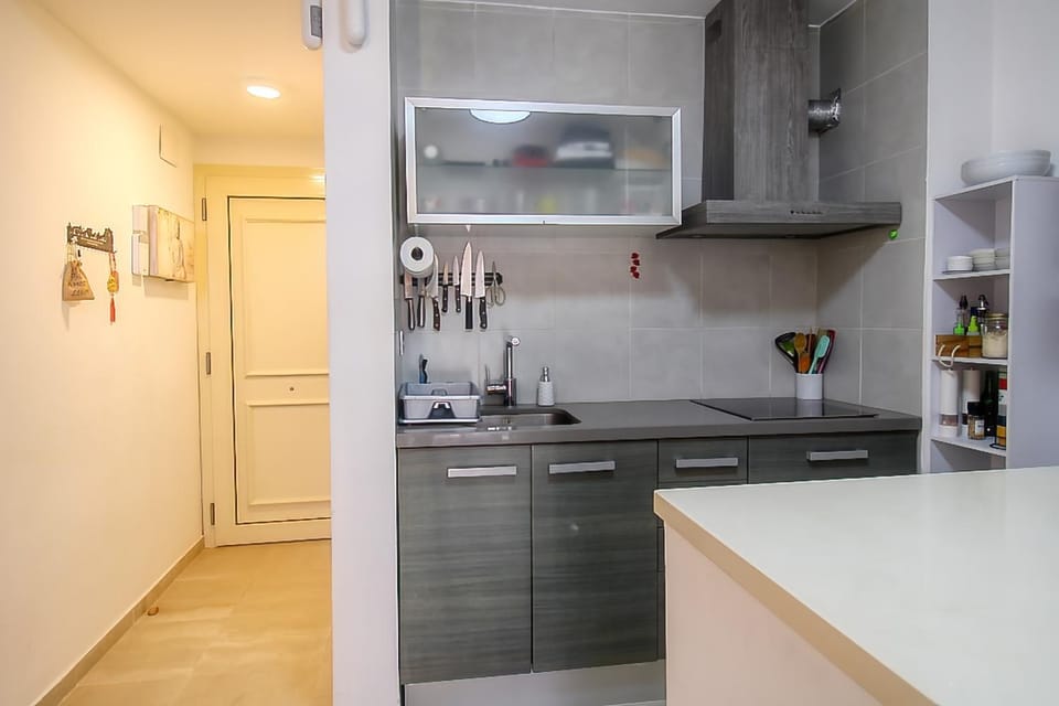 Kitchen or kitchenette