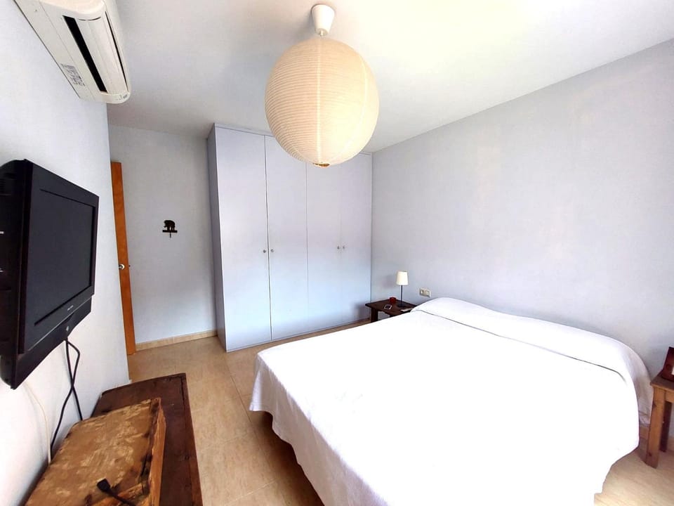BRAVAHOLIDAYS-201-Pineda Apartment in Calella