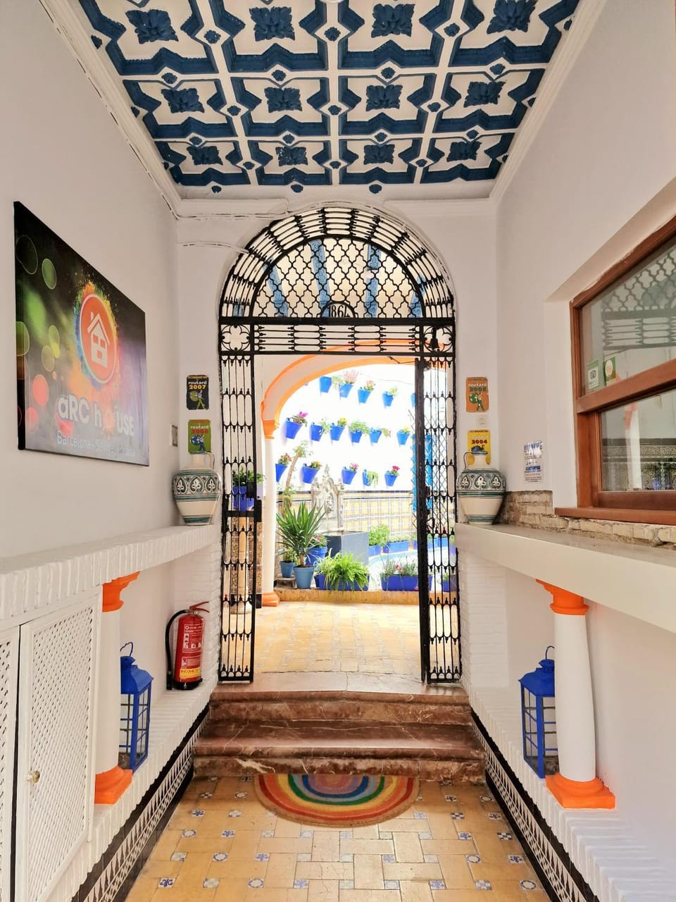 Facade/entrance