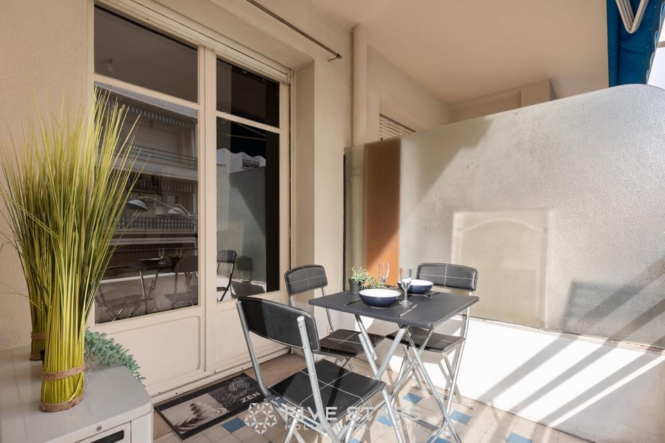Patio, Balcony/Terrace