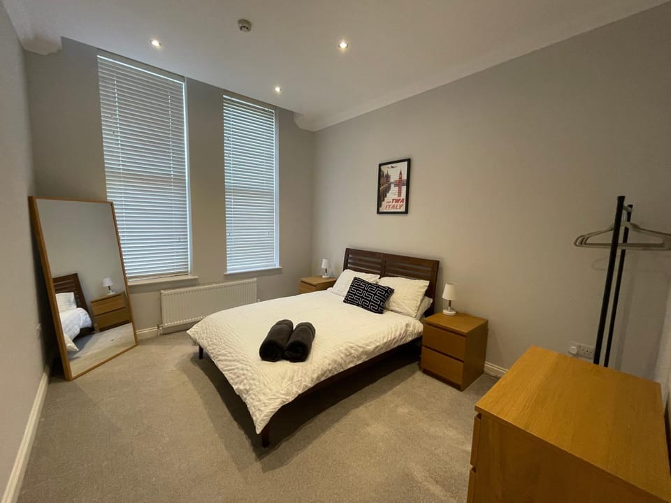 Convent - 2 Bed Serviced Apartment Farnborough Apartment in Farnborough