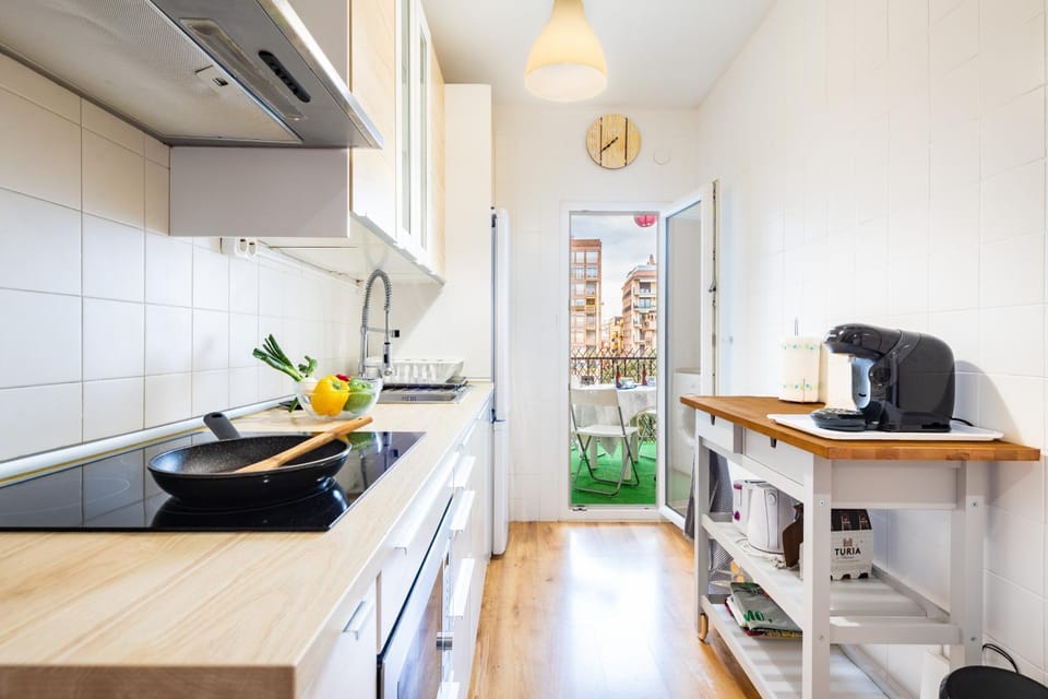 Kitchen or kitchenette, Living room