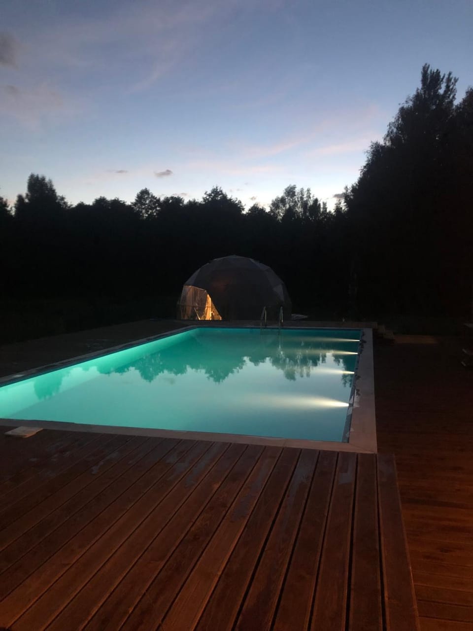 Swimming pool