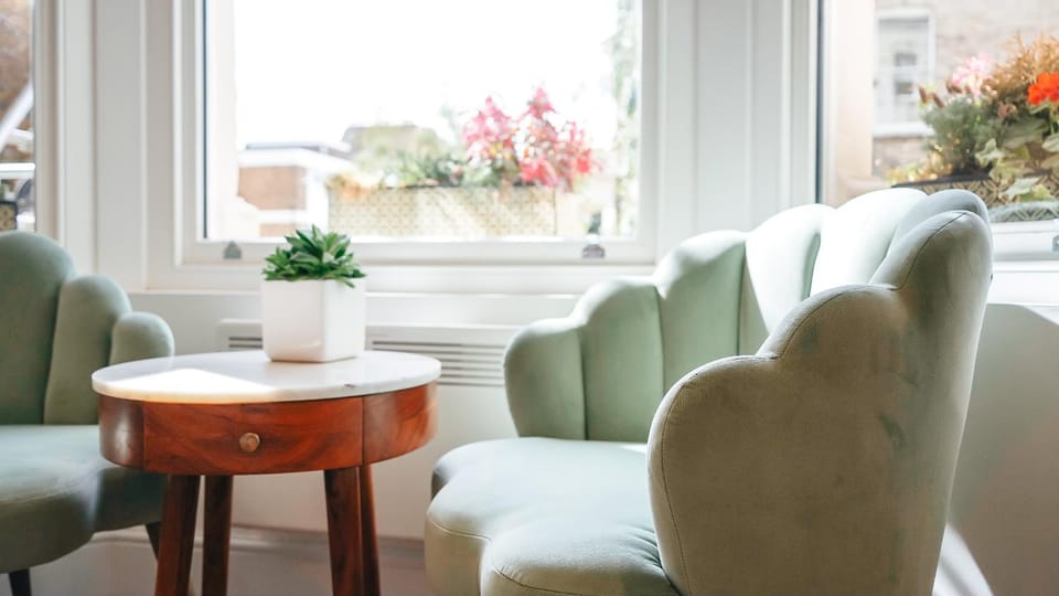 The Avonmore Olympia Bed and Breakfast in City of Westminster