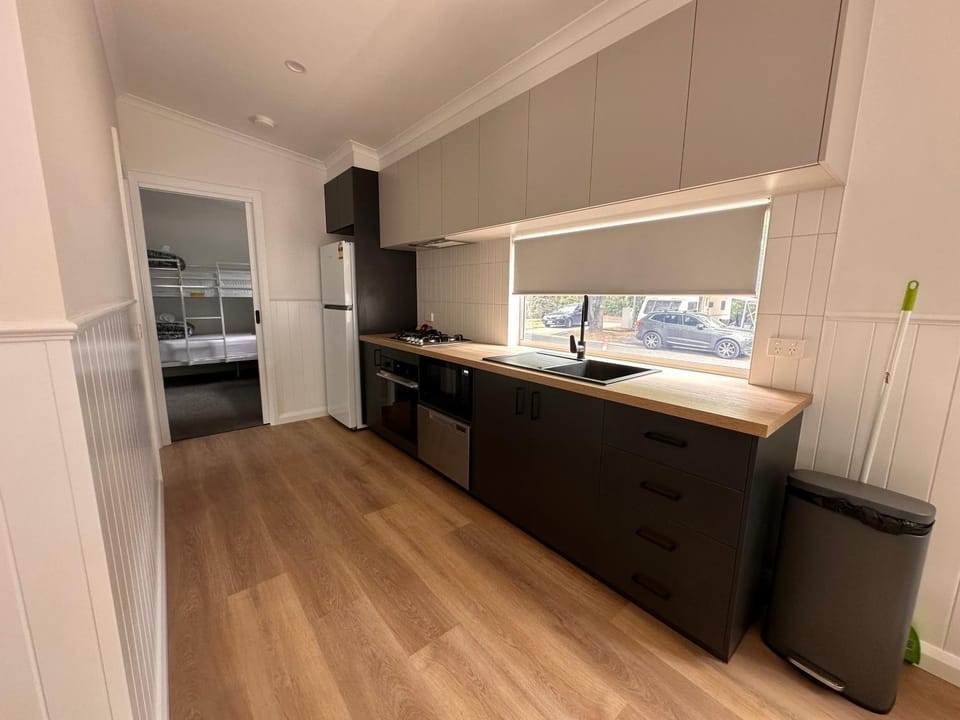 Eureka Stockade Holiday Park Campground/ 
RV Resort in Ballarat