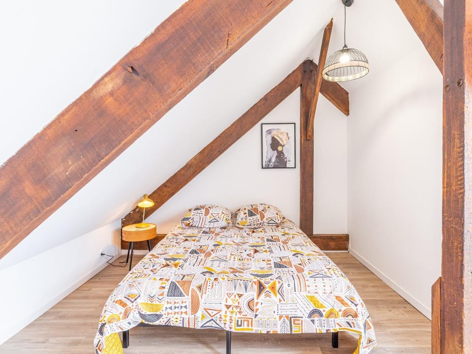 Bed, Bedroom