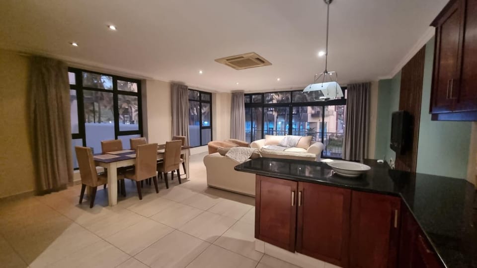 Dining area, kitchen