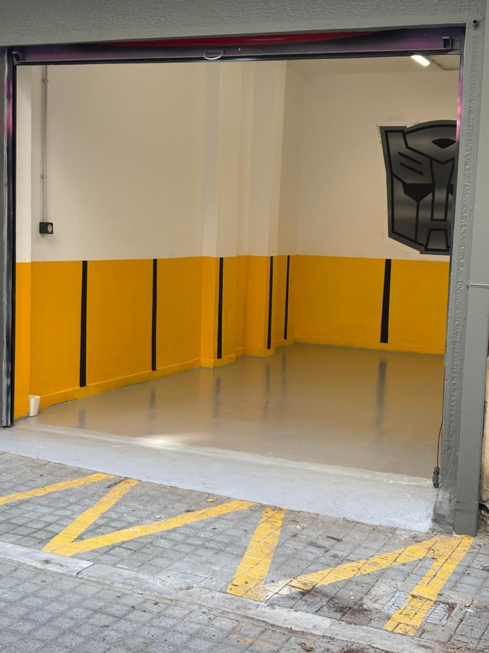 NAVA Apartment in the center with private parking of stayinthess Apartment in Thessaloniki