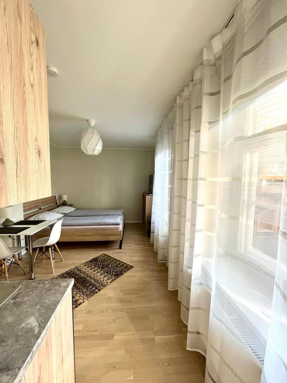 Bed, Living room