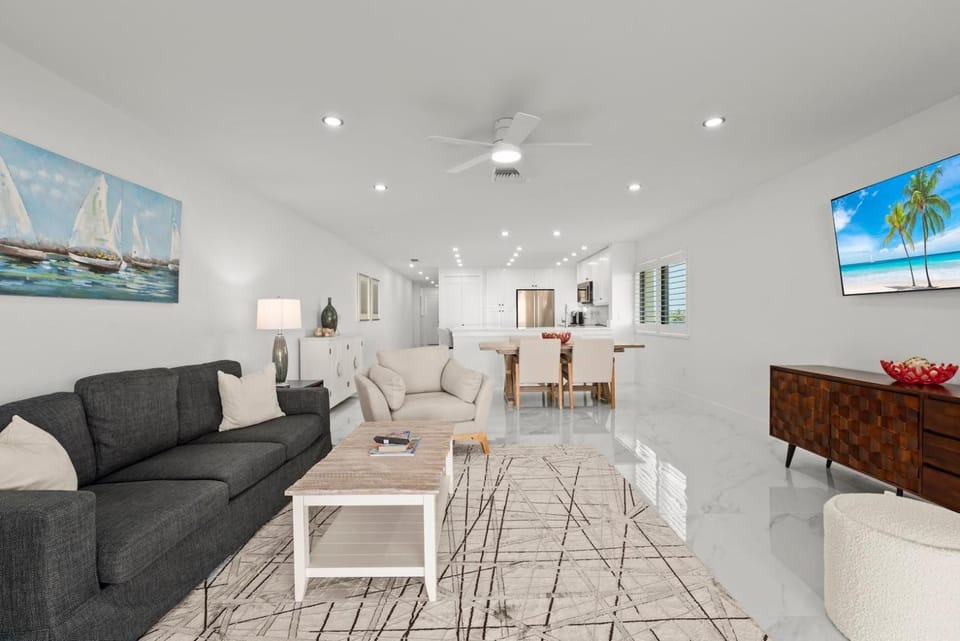 Sanddollar #B301 House in Sanibel Island