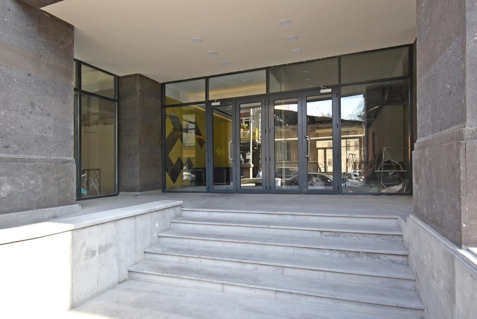 Koghbatsi street, 1 bedroom Modern and Beautiful apart KO166 Apartment in Yerevan