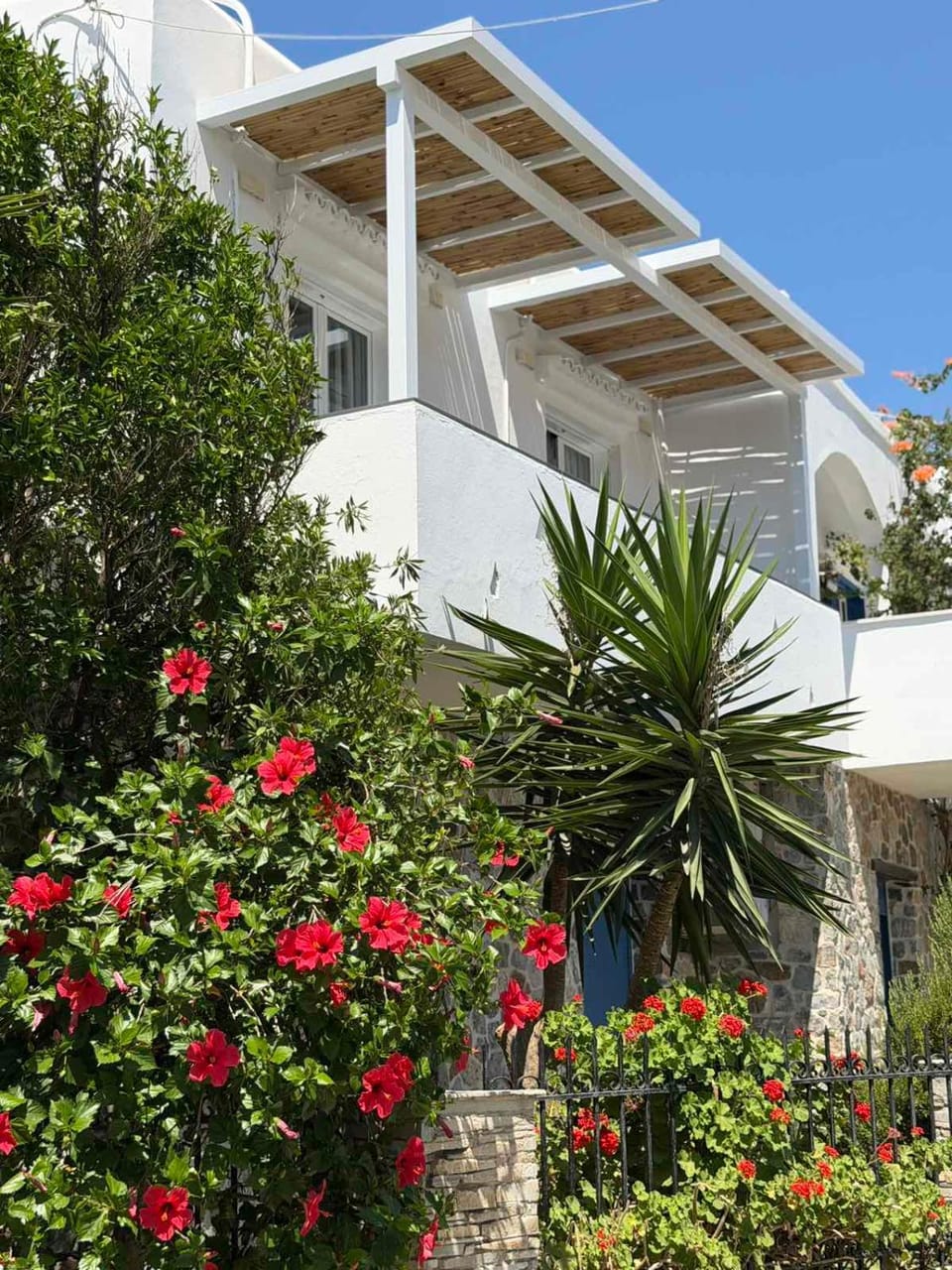 Foinikas Studios Apartment in Kea-Kythnos