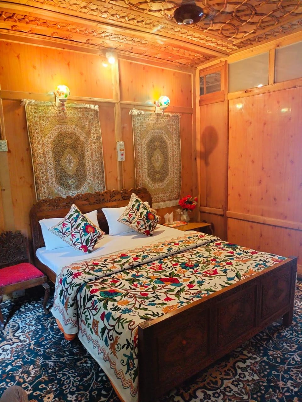 Bed, Photo of the whole room, Bedroom, wardrobe