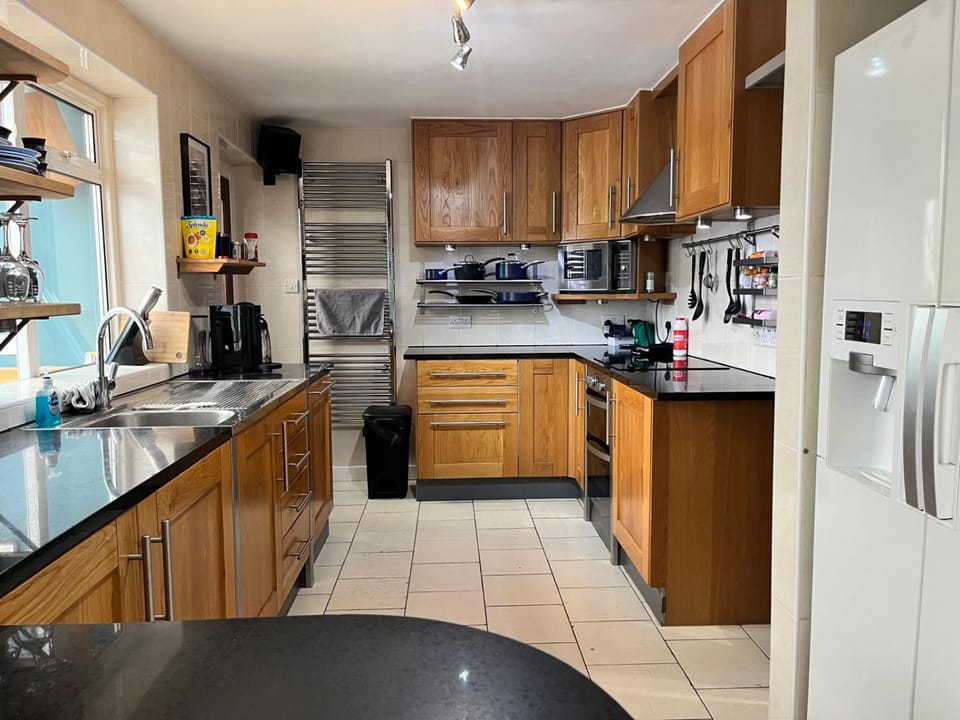 Coffee/tea facilities, Breakfast, oven, stove, kitchen