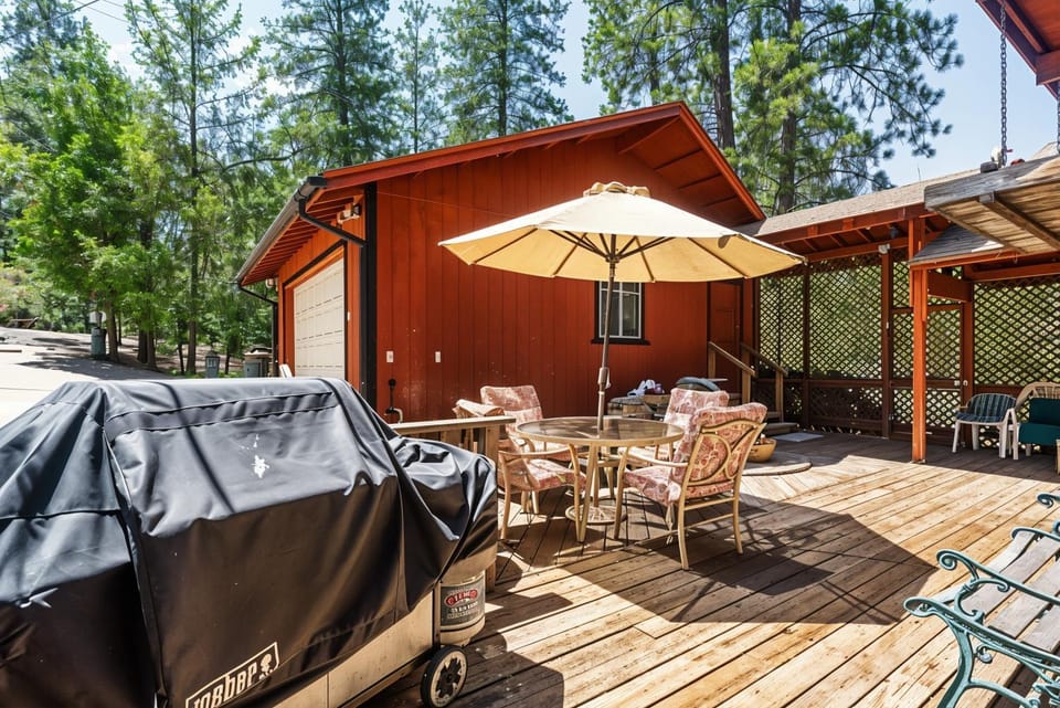 Pet Friendly The Hideout Yosemite Home House in Groveland