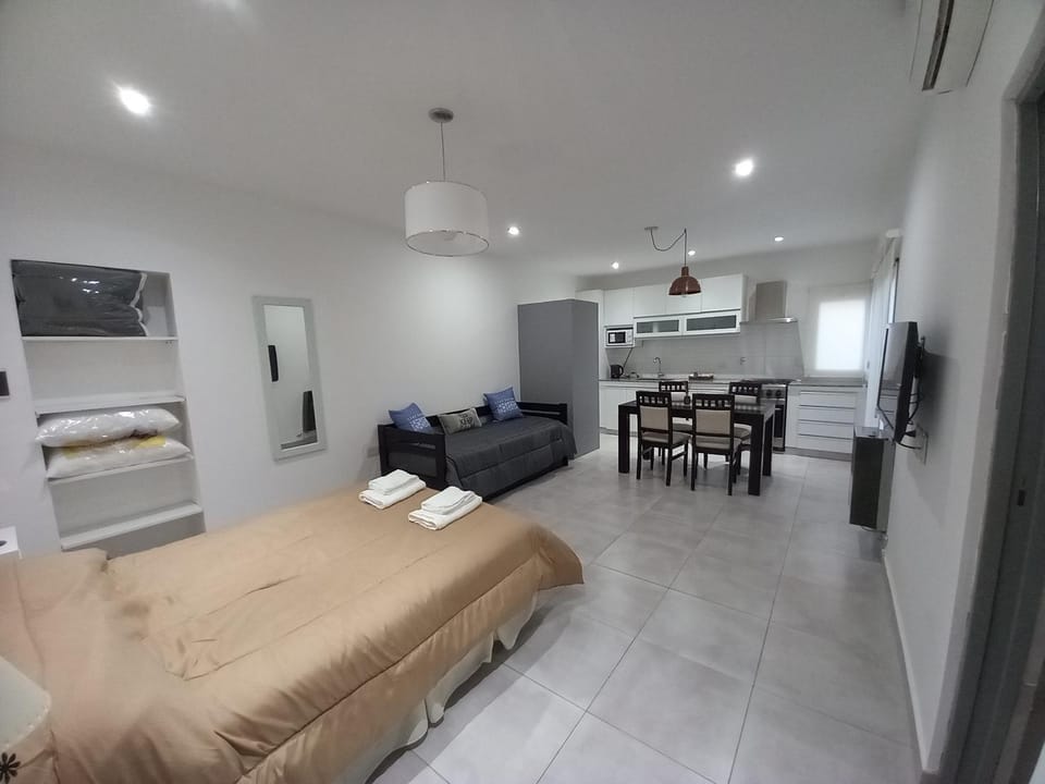 Living room, Photo of the whole room, Seating area, Dining area