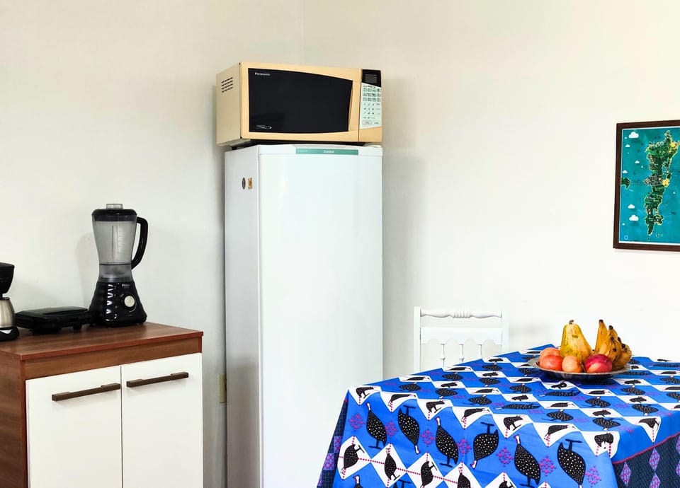 Decorative detail, internet, locker, microwave, kitchen