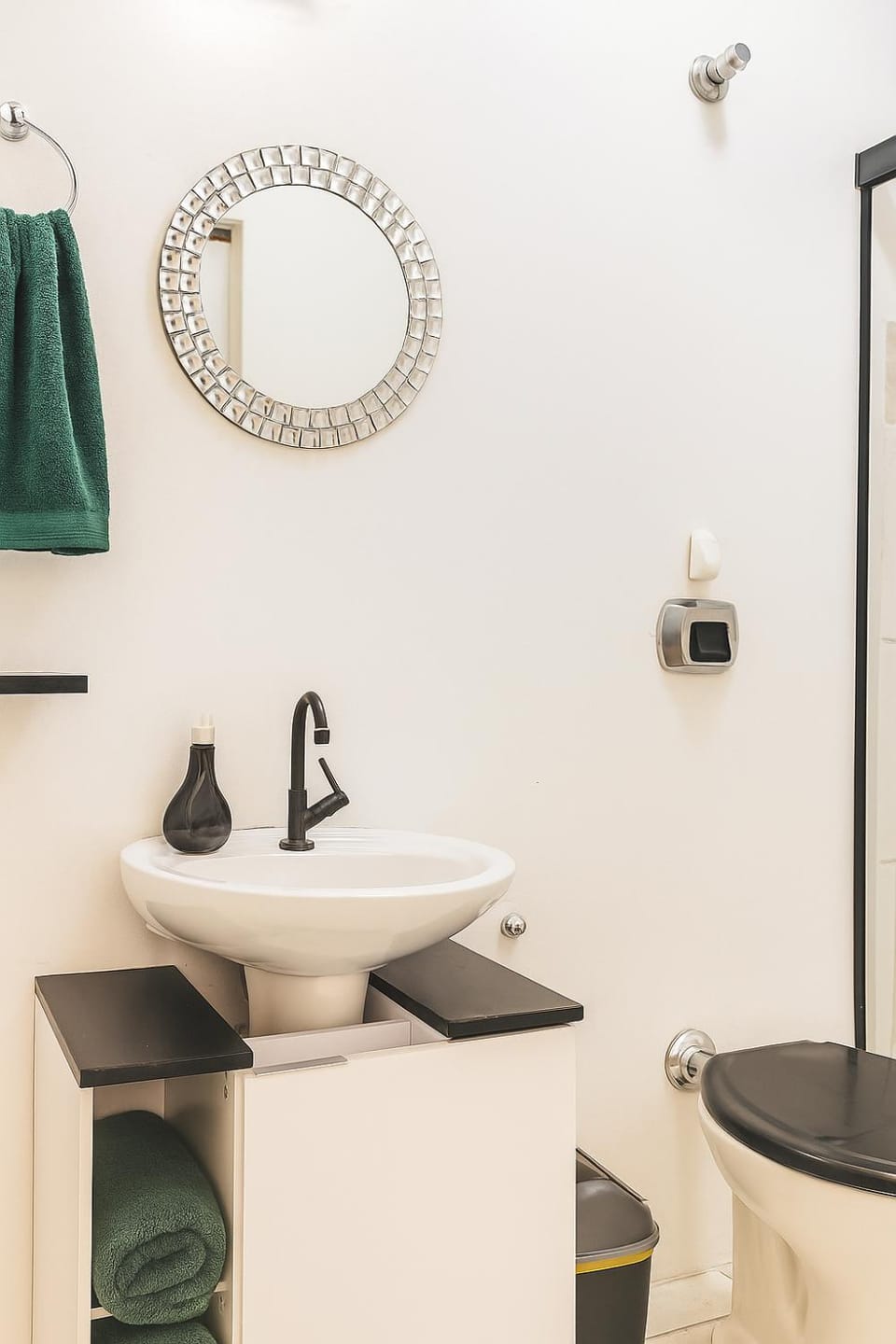 Shower, Bathroom, towels