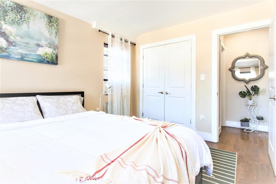 Tonel Paradise Apartment in Queens