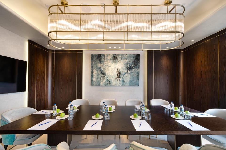 Meeting/conference room