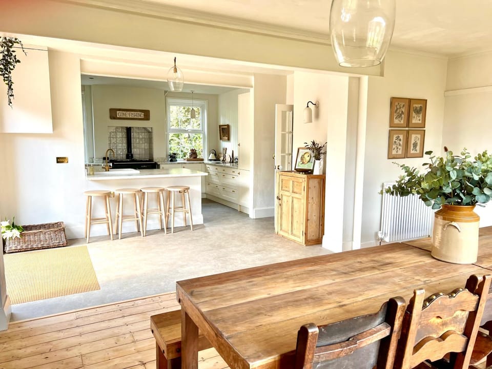 Dining area, Sea view, kitchen