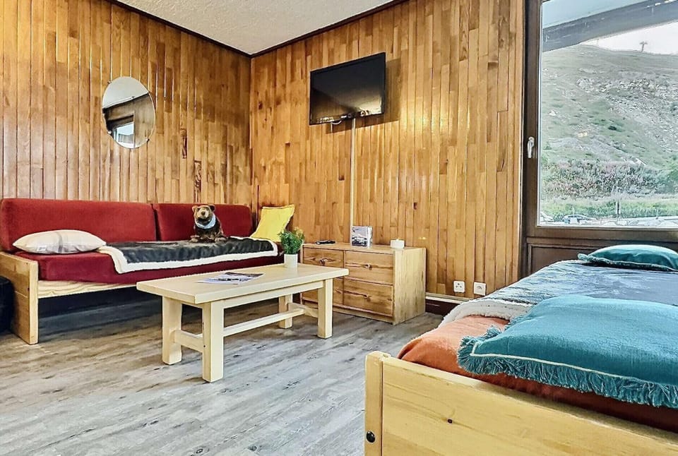Résidence Grand Tichot B2 - Appartement 2 pièces 5 personnes à Tignes proche des pistes et des commerces dans le quartier du Val Claret. Appartement situé MAE-2055 Apartment in Tignes