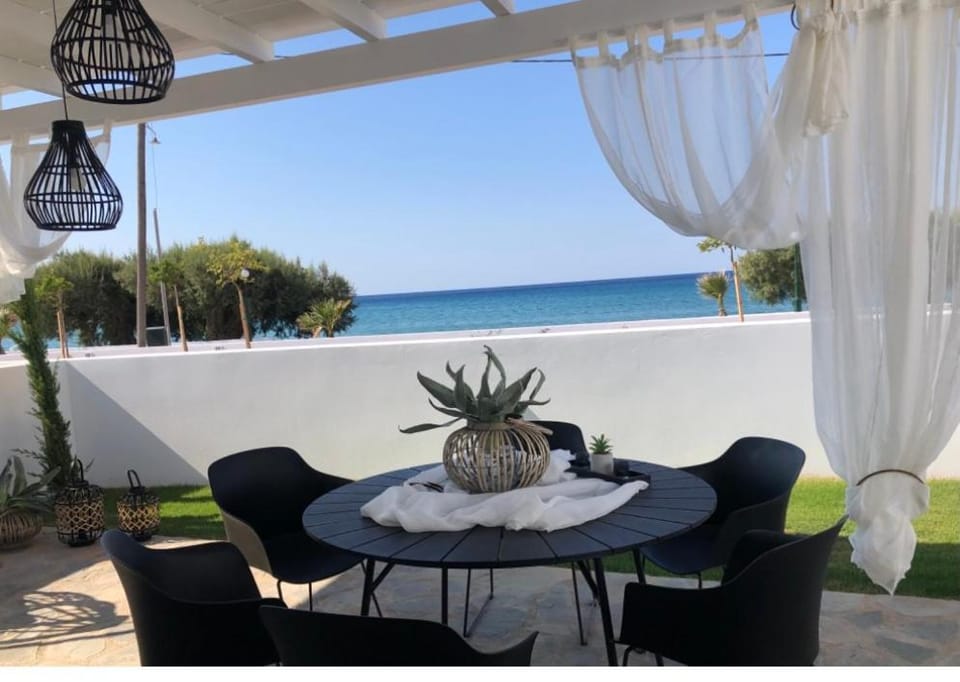 Makrygialos Long Beach Villa 2,Thesia beachfront villa House in Lasithi