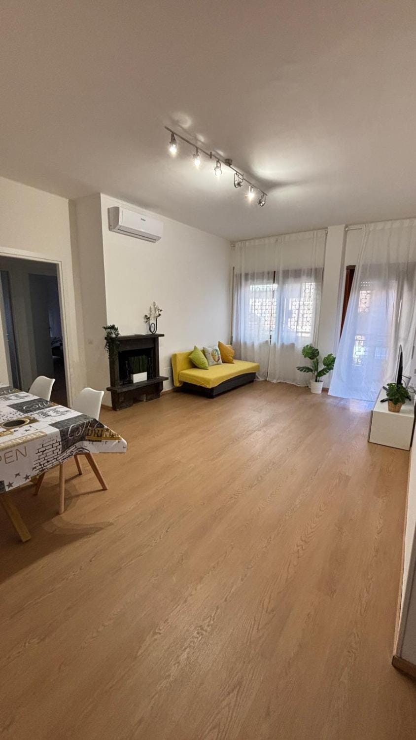 Communal lounge/ TV room, Lounge or bar, Dining area