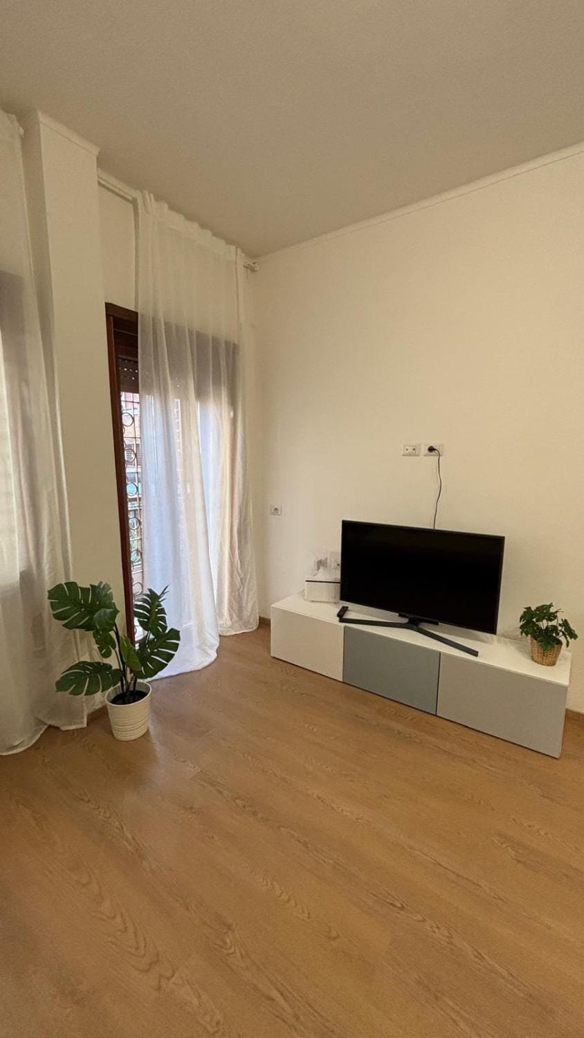 TV and multimedia, Lounge or bar