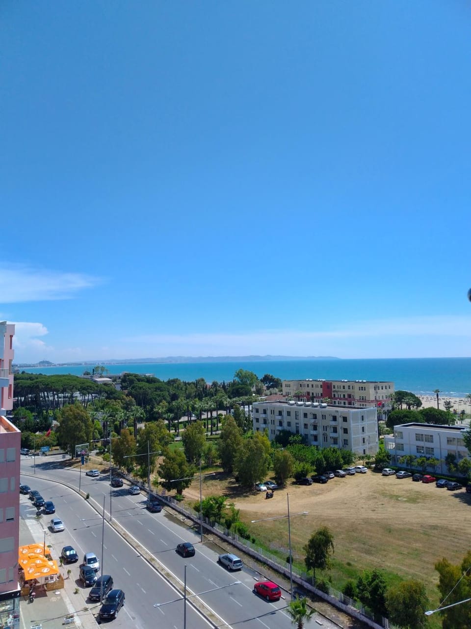 View (from property/room), Balcony/Terrace, City view, Garden view, Sea view