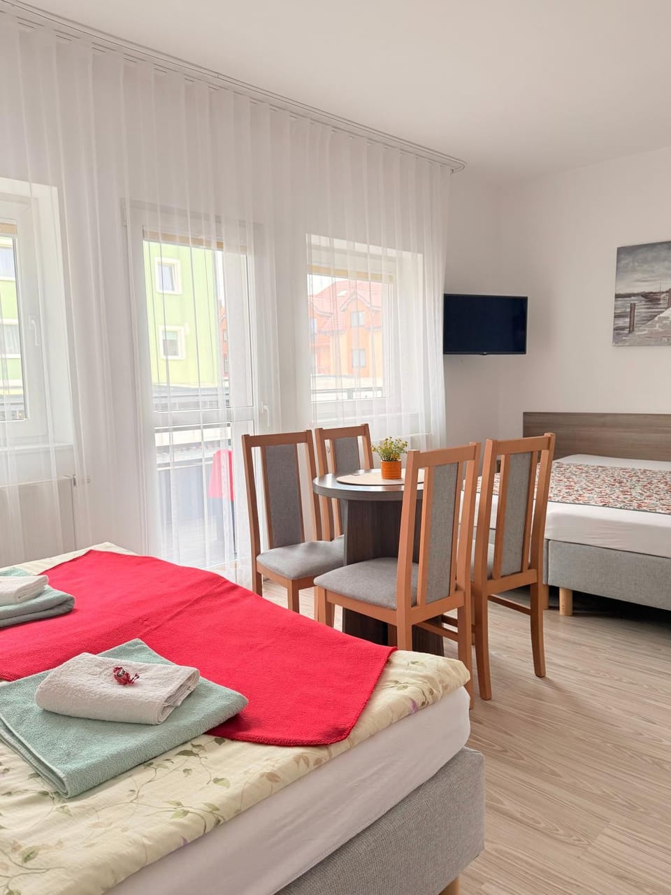 Photo of the whole room