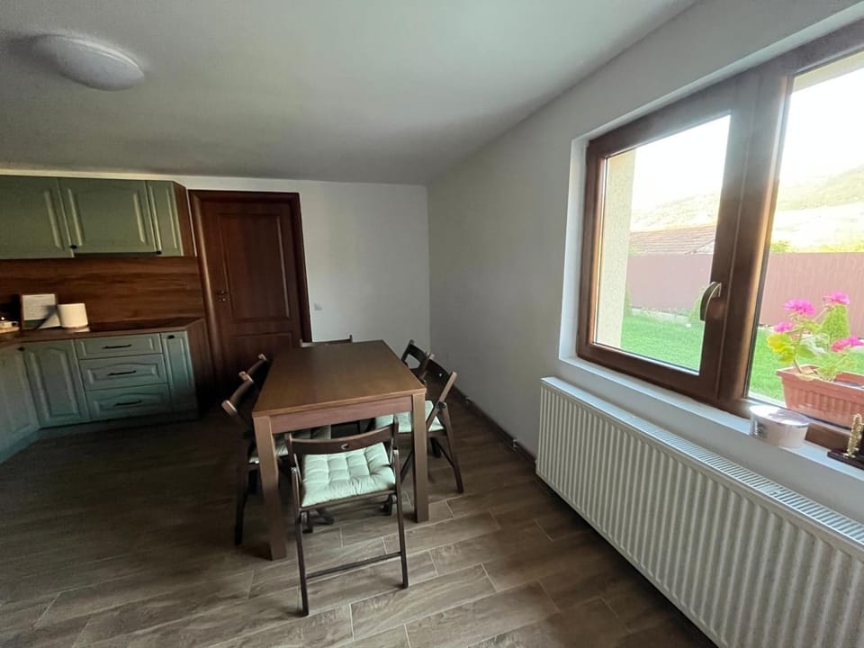 Casa Cheilor House in Cluj County