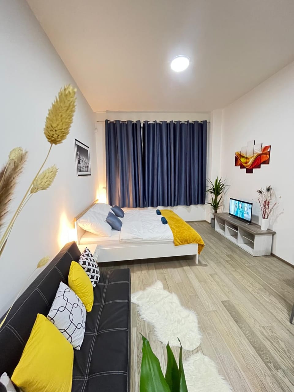 TV and multimedia, Living room, Bedroom