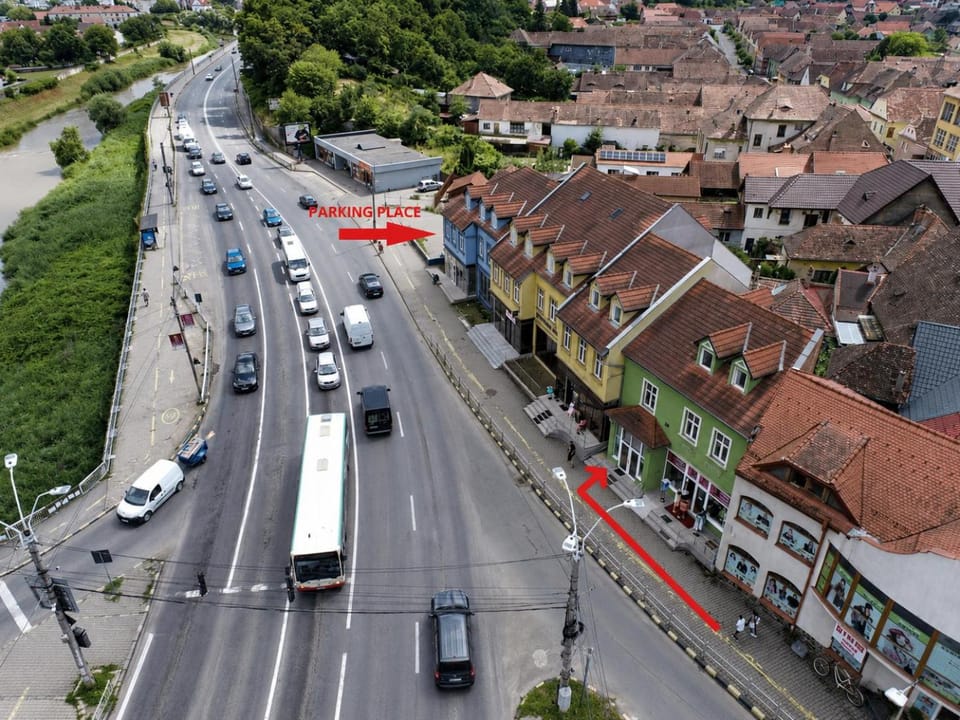 Property building, Bird's eye view, Parking