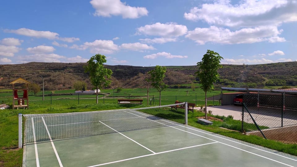 Off site, Tennis court, Tennis court, Entertainment, Entertainment