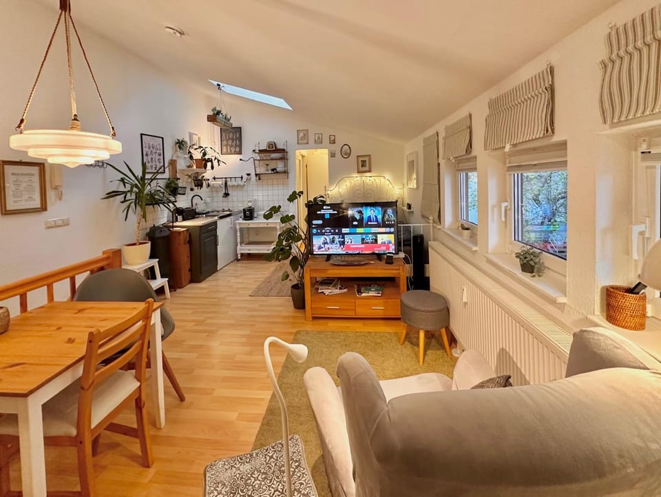 Living room, Dining area, Bedroom