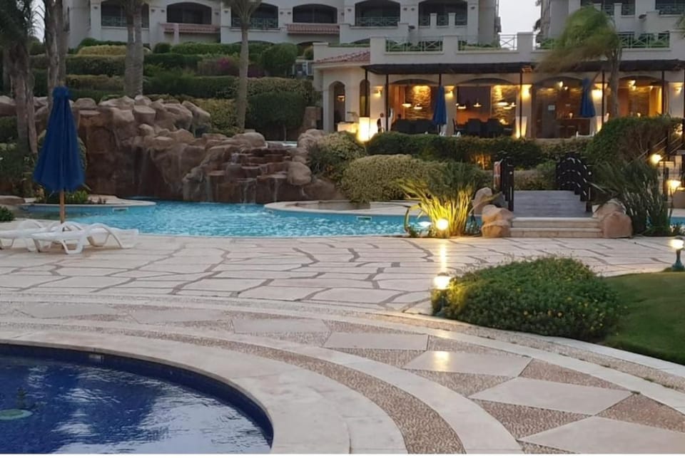 Pool view