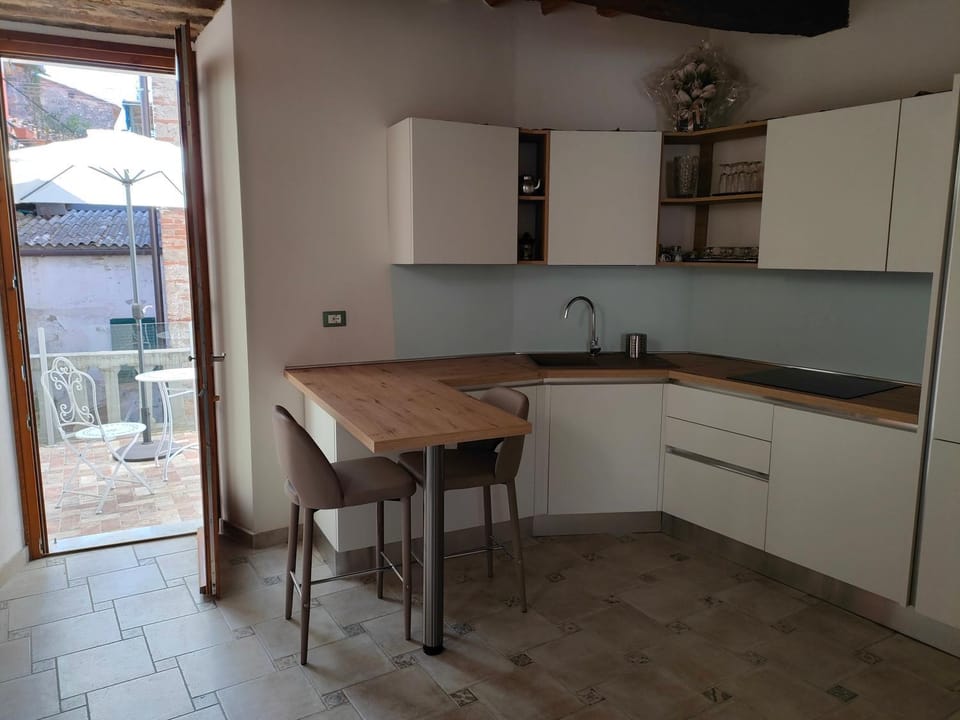 Casa Carraia Apartment in Tuscany